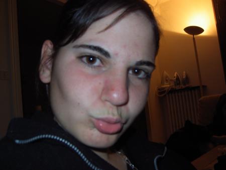 who whant a kiss by me?!